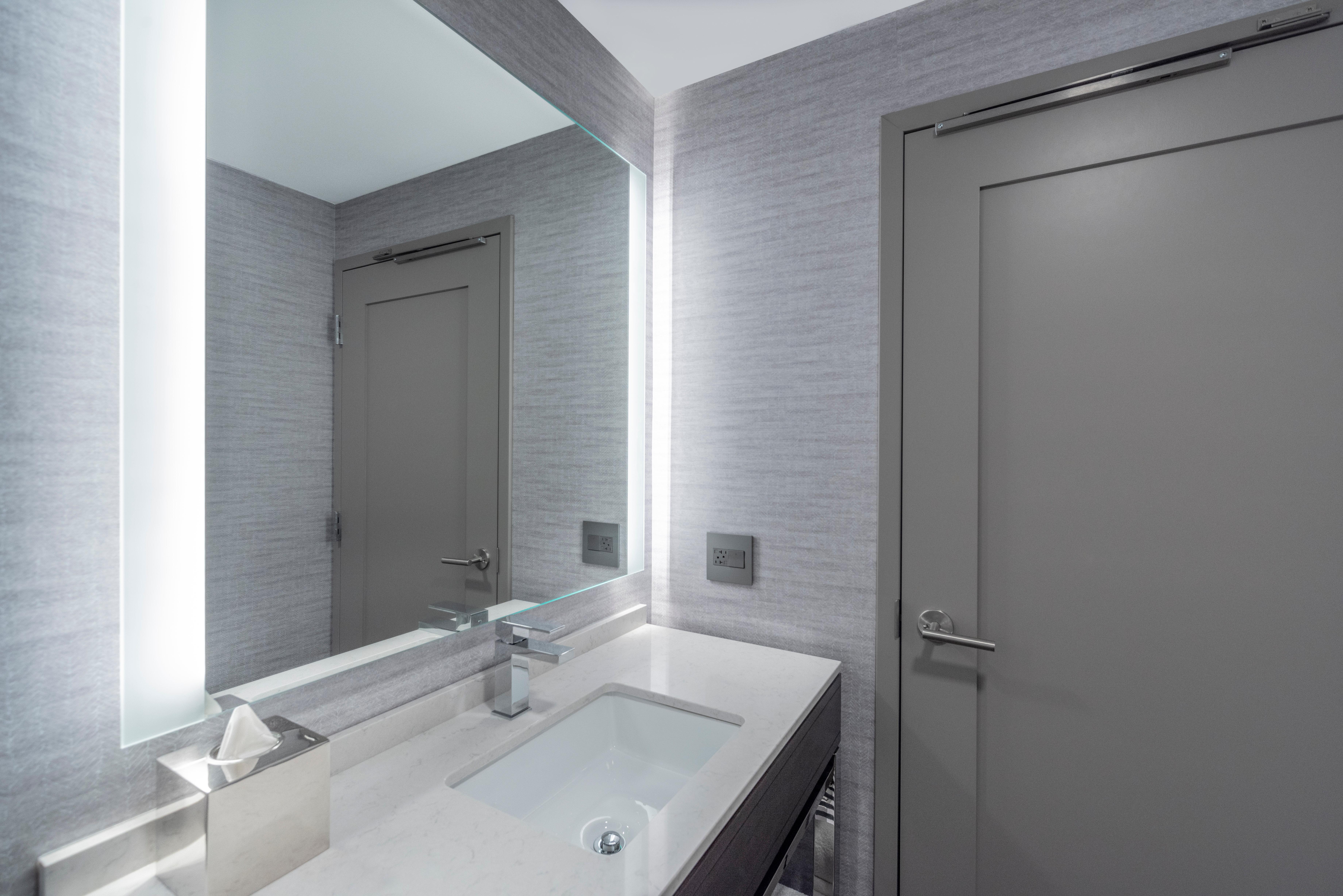 Holiday Inn Express - Boston Logan Airport - Revere By Ihg Extérieur photo